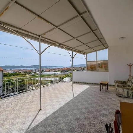 Appartement Gabi I Miki *