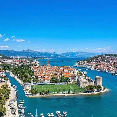 Apartament Gabi I Miki *